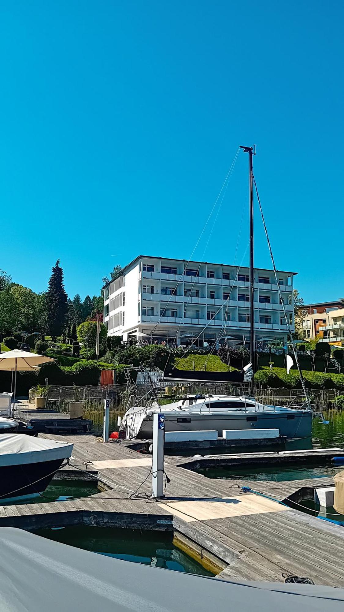 וולדן אם וורתרסי Tennis & Yacht Hotel Velden מראה חיצוני תמונה